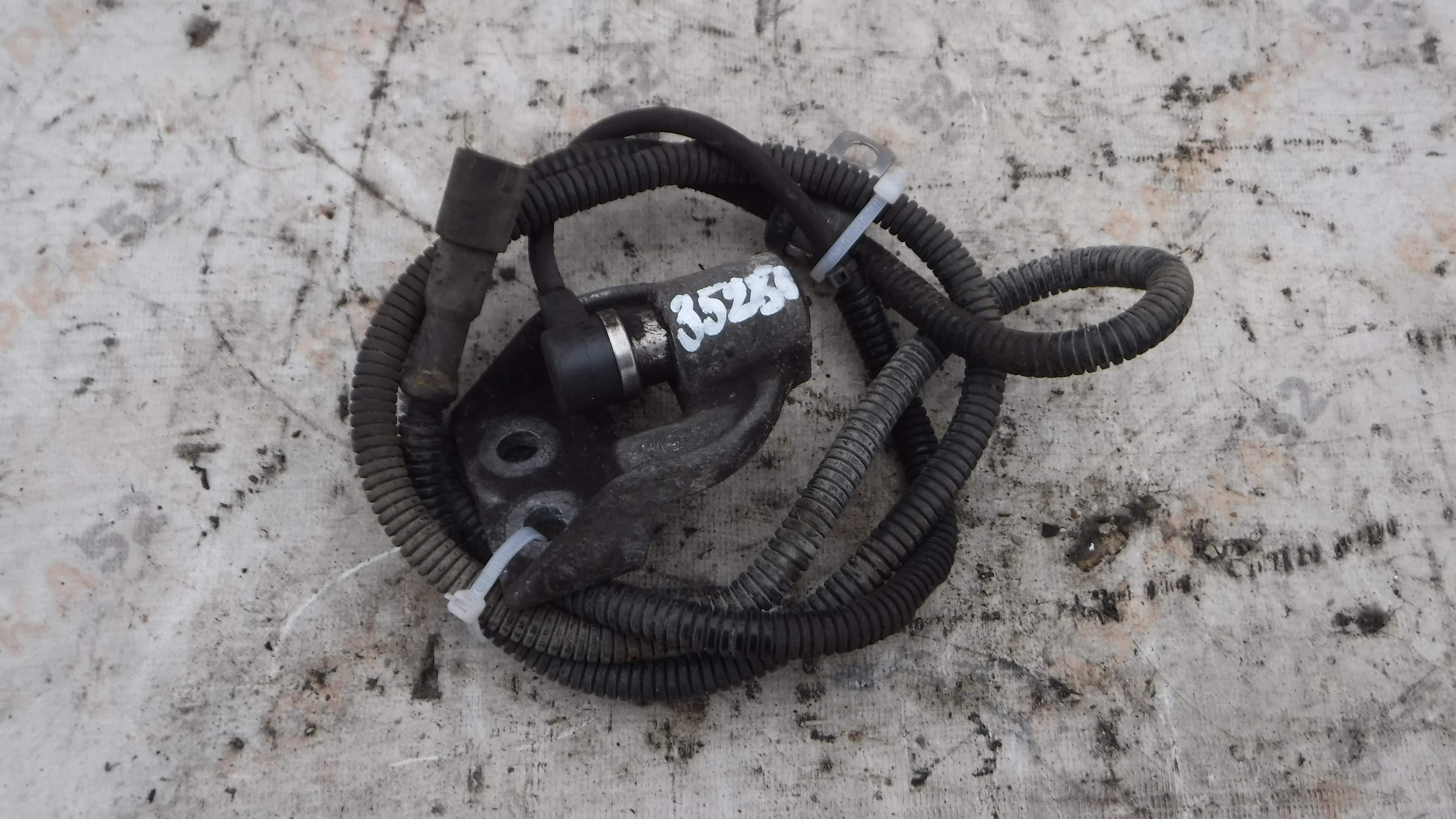 Кронштейн датчика АБС ABS Рено премиум Renault Premium DCI320 2005 319156 5010319156